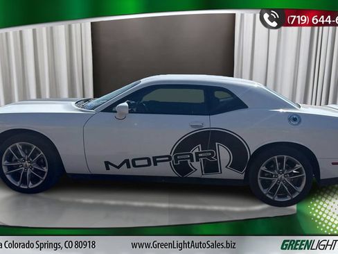 Used 2022 Dodge Challenger GT AWD/4WD image 2