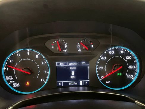 Used 2023 Chevrolet Equinox LS image 28