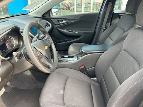 Used 2024 Chevrolet Malibu LS image 9