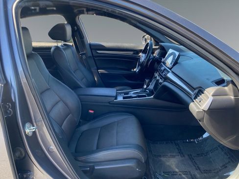 Used 2020 Honda Accord Sport image 15