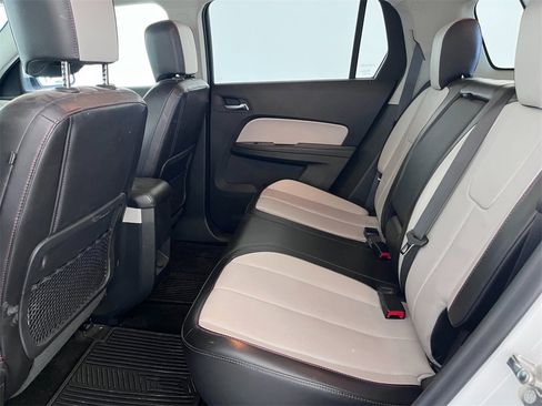 Used 2017 GMC Terrain SLT image 24