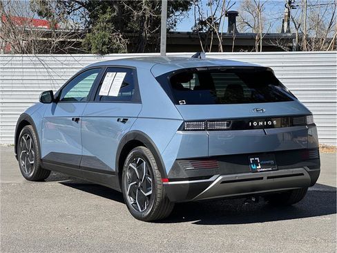 Used 2024 Hyundai Ioniq 5 SEL image 12