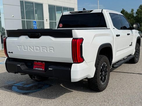 Used 2022 Toyota Tundra SR5 AWD/4WD image 4