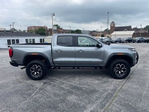 Used 2026 GMC Canyon AT4X w/ Off-Road Front Bumper Package AWD/4WD image 4