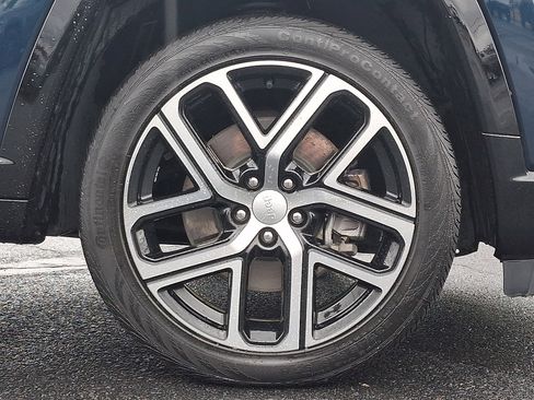 Used 2024 Jeep Compass Limited w/ Elite Group image 8