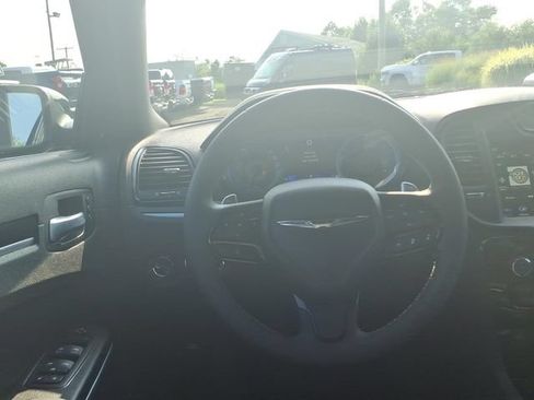 Certified 2023 Chrysler 300 S w/ Comfort Group RWD image 19