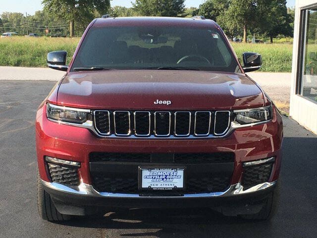 Certified 2025 Jeep Grand Cherokee L Limited w/ Luxury Tech Group II AWD/4WD image 4