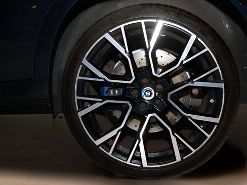 Used 2022 BMW X6 M w/ Executive Package image 42