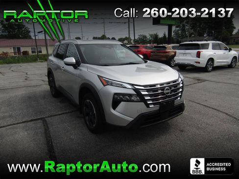 Used 2024 Nissan Rogue SV w/ SV Premium Package AWD/4WD image 1