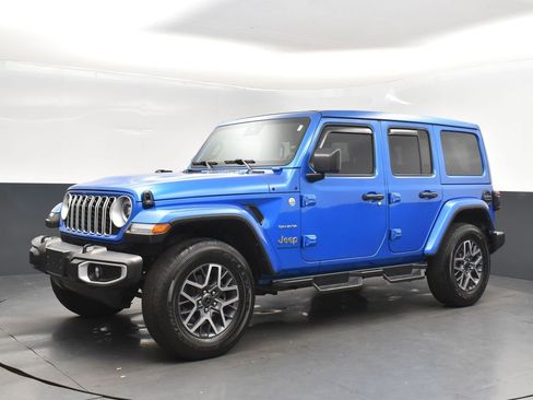 Used 2024 Jeep Wrangler Sahara w/ Technology Group image 3
