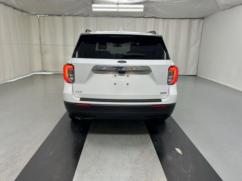 Used 2020 Ford Explorer XLT w/ Comfort Package image 21