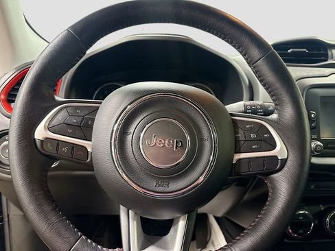 Used 2016 Jeep Renegade Trailhawk AWD/4WD image 13