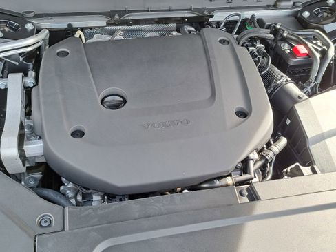 New 2026 Volvo XC90 B6 Ultra w/ Protection Package Premier image 9