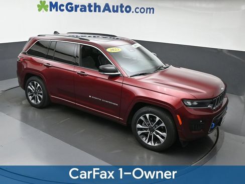Used 2023 Jeep Grand Cherokee Overland w/ Luxury Tech Group IV AWD/4WD image 3