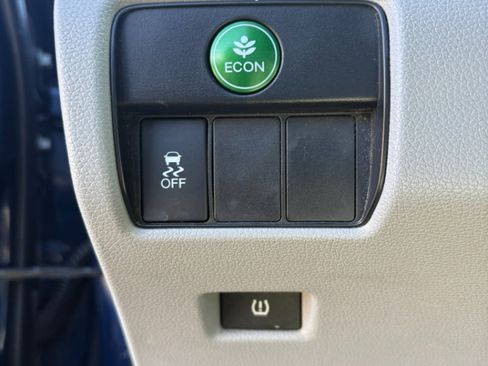 Used 2014 Honda Accord LX image 17