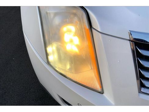 Used 2013 Cadillac SRX Luxury w/ Driver Awareness Package image 30