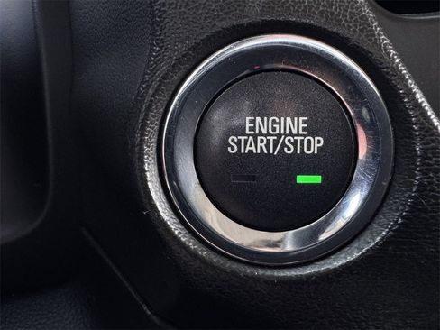 Used 2018 GMC Yukon Denali w/ Denali Ultimate Package image 19