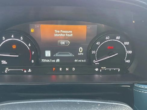 Used 2020 Lincoln Corsair Reserve w/ Equipment Group 201A image 16