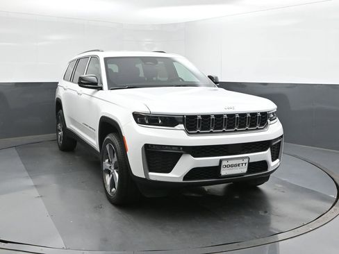 New 2026 Jeep Grand Cherokee L Limited image 17