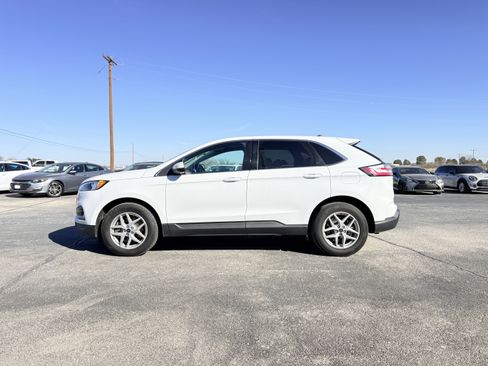 Used 2023 Ford Edge SEL image 8