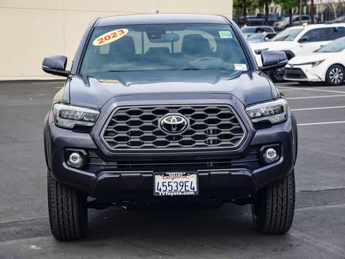 Certified 2023 Toyota Tacoma TRD Off-Road image 2