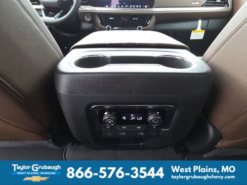 New 2026 Chevrolet Tahoe High Country AWD/4WD image 31