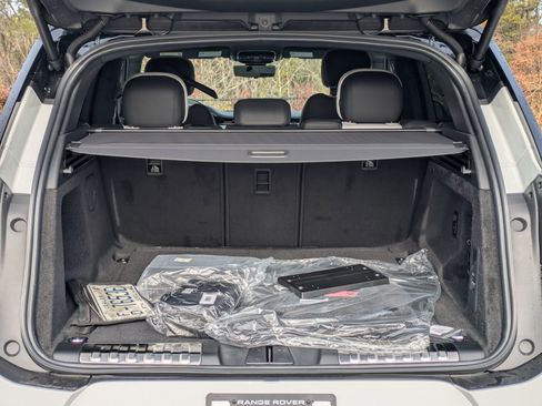 New 2026 Land Rover Range Rover Sport Dynamic SE image 27