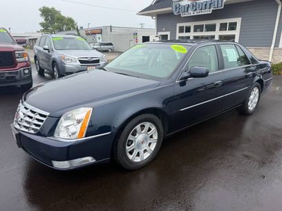 Used 2009 Cadillac DTS w/ Trunk Convenience Package