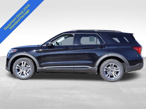 New 2026 Ford Explorer Active w/ Active Comfort Package AWD/4WD image 2
