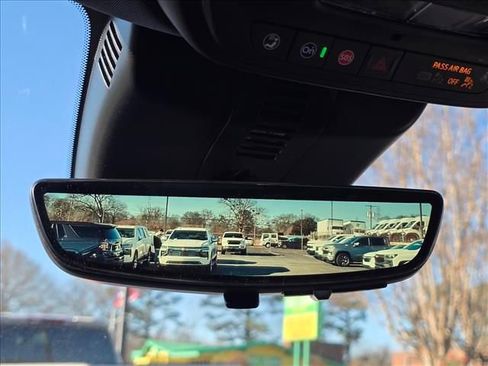 New 2026 Chevrolet Traverse LT w/ Sun and Wheel Package image 26