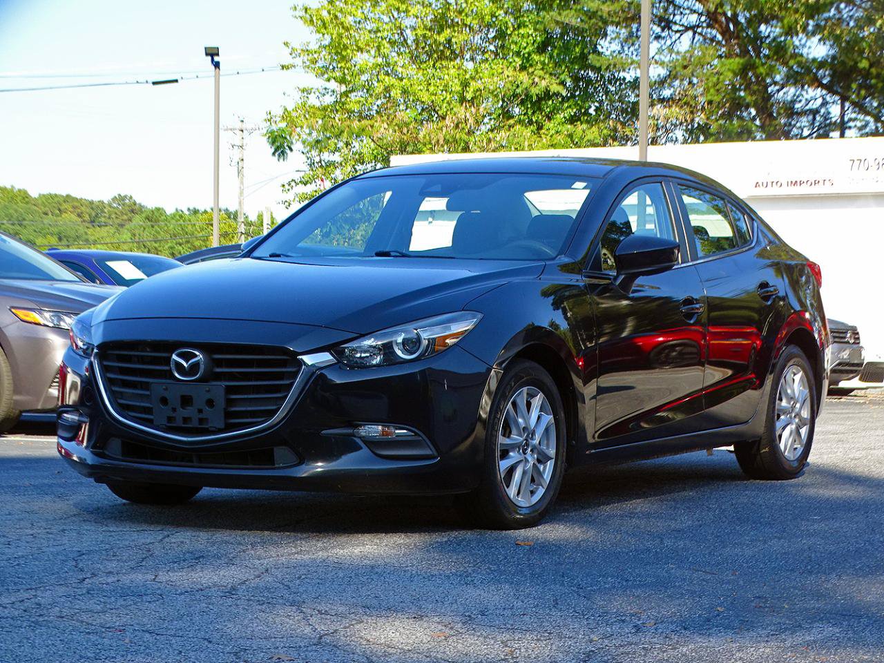 Used 2018 MAZDA MAZDA3 Sport w/ Preferred Equipment Package FWD image 6