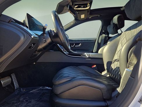 Used 2024 Mercedes-Benz S 580 S 580 image 24