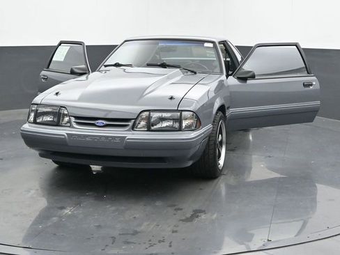 Used 1993 Ford Mustang LX image 45