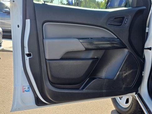 Used 2022 Chevrolet Colorado W/T w/ WT Convenience Package image 19