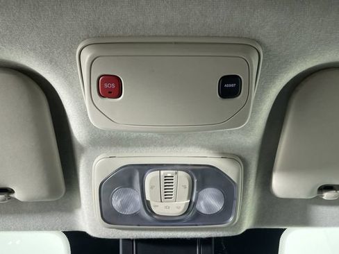 Used 2025 RAM ProMaster 2500 w/ U-Haul Equipment Group FWD image 25