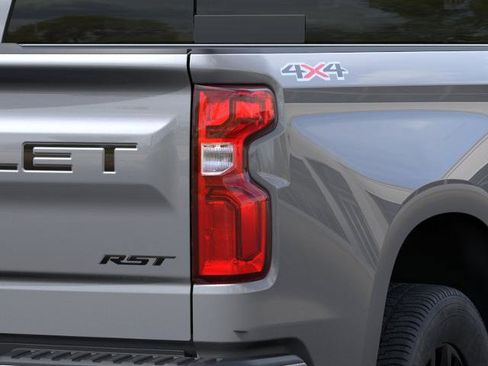 New 2026 Chevrolet Silverado 1500 RST w/ Redline Edition AWD/4WD image 11