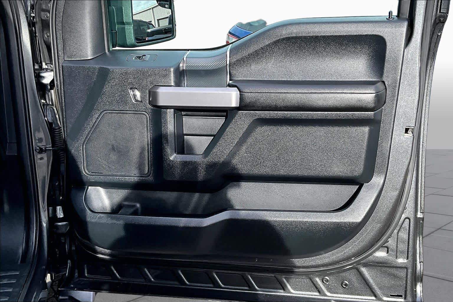 Used 2019 Ford F150 XLT w/ Equipment Group 302A Luxury AWD/4WD image 25