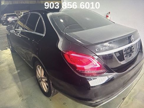 Used 2019 Mercedes-Benz C 300 4MATIC Sedan image 3
