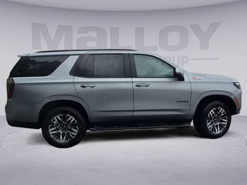 Used 2025 Chevrolet Tahoe Z71 w/ Comfort Package AWD/4WD image 6