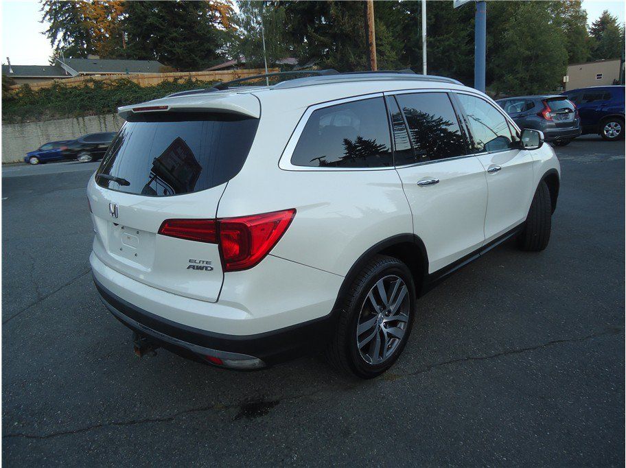 Used 2016 Honda Pilot Elite image 6