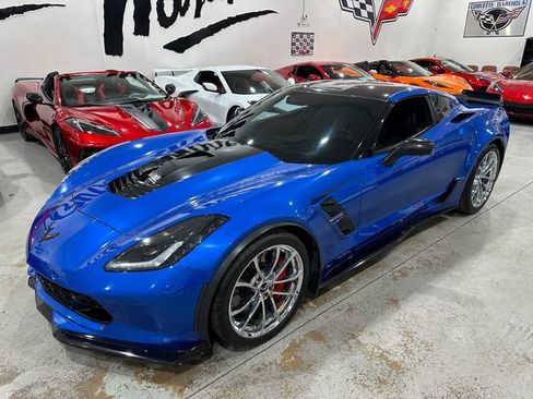 Used 2019 Chevrolet Corvette Grand Sport RWD image 4