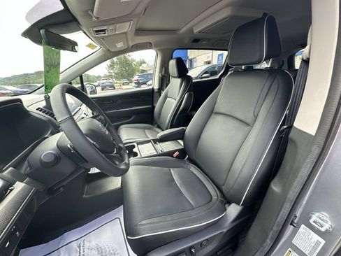 Used 2026 Honda Odyssey Elite image 15