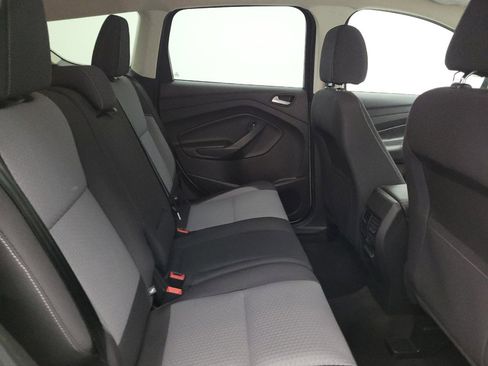 Used 2017 Ford Escape SE w/ SE Cold Weather Package AWD/4WD image 19