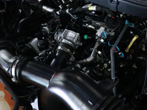 Used 2024 Ford F150 STX RWD image 8