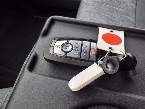 New 2026 Ford F250 XLT w/ XLT Premium Package image 11