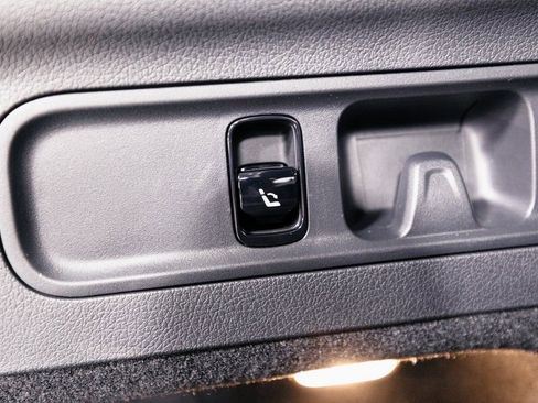 Certified 2026 Mercedes-Benz GLC 300 4MATIC image 32