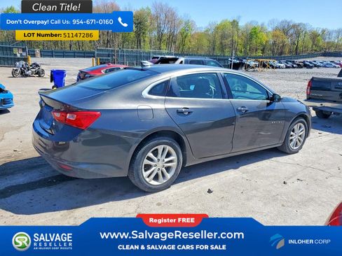Used 2017 Chevrolet Malibu LT FWD image 4