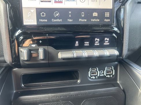 Used 2023 RAM 1500 Laramie image 22