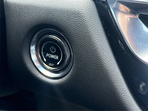 Used 2024 Cadillac Lyriq Sport AWD/4WD image 36