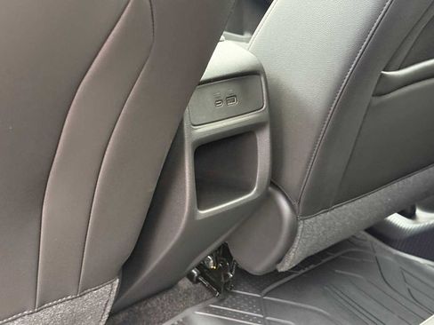 New 2026 Chevrolet Trax RS w/ Sunroof Package image 20